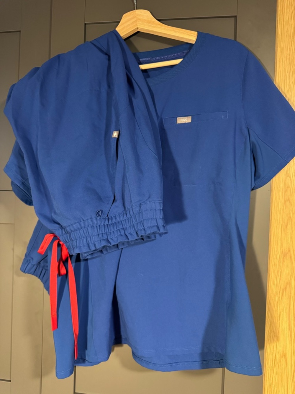 Figs Scrub Set in Winning Blue